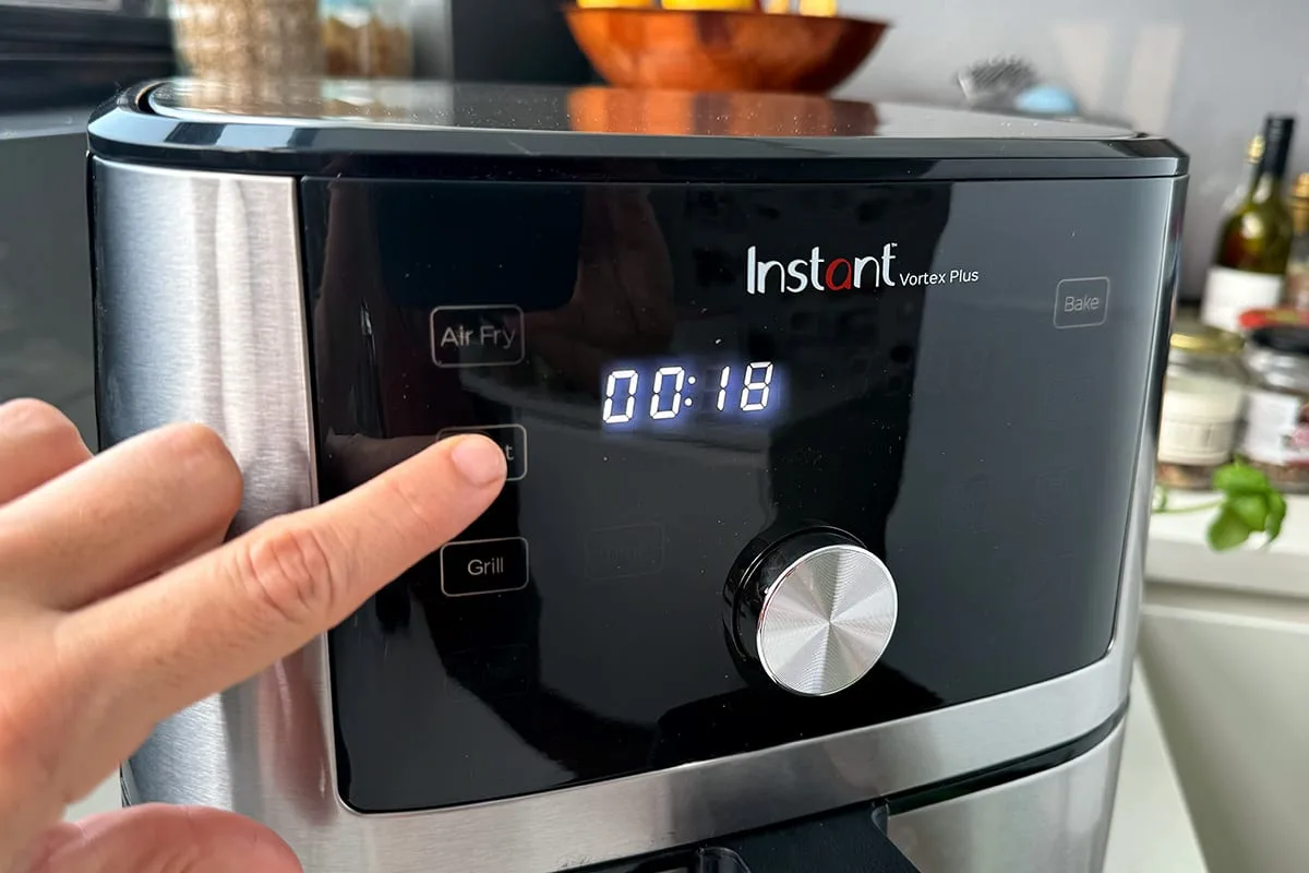 air fryer temperature dial