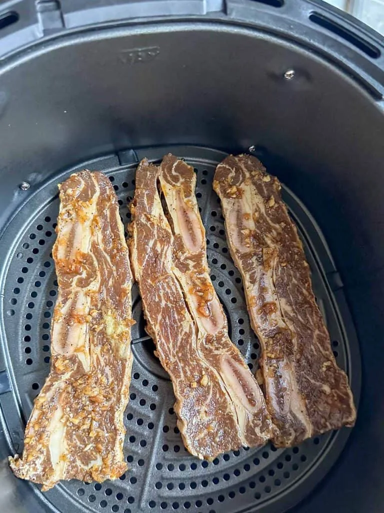 arranging the ribs