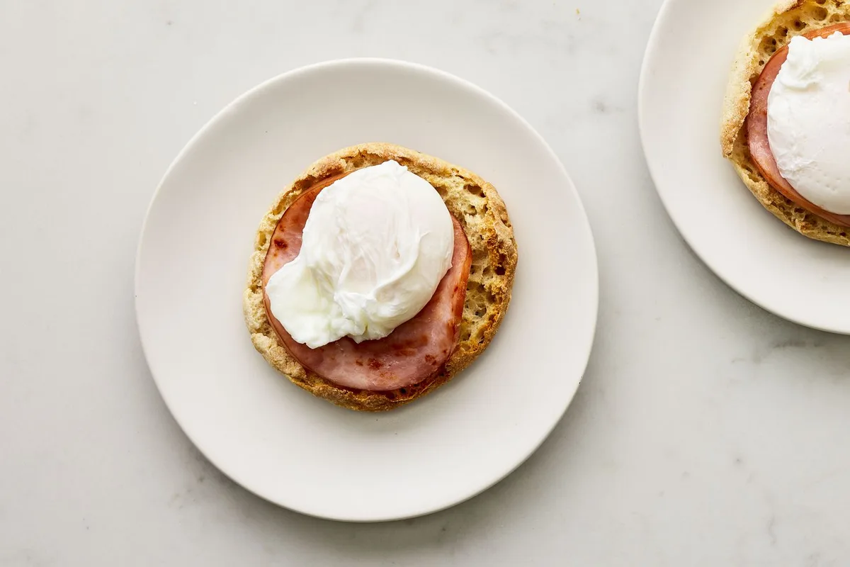 assembling eggs benedict