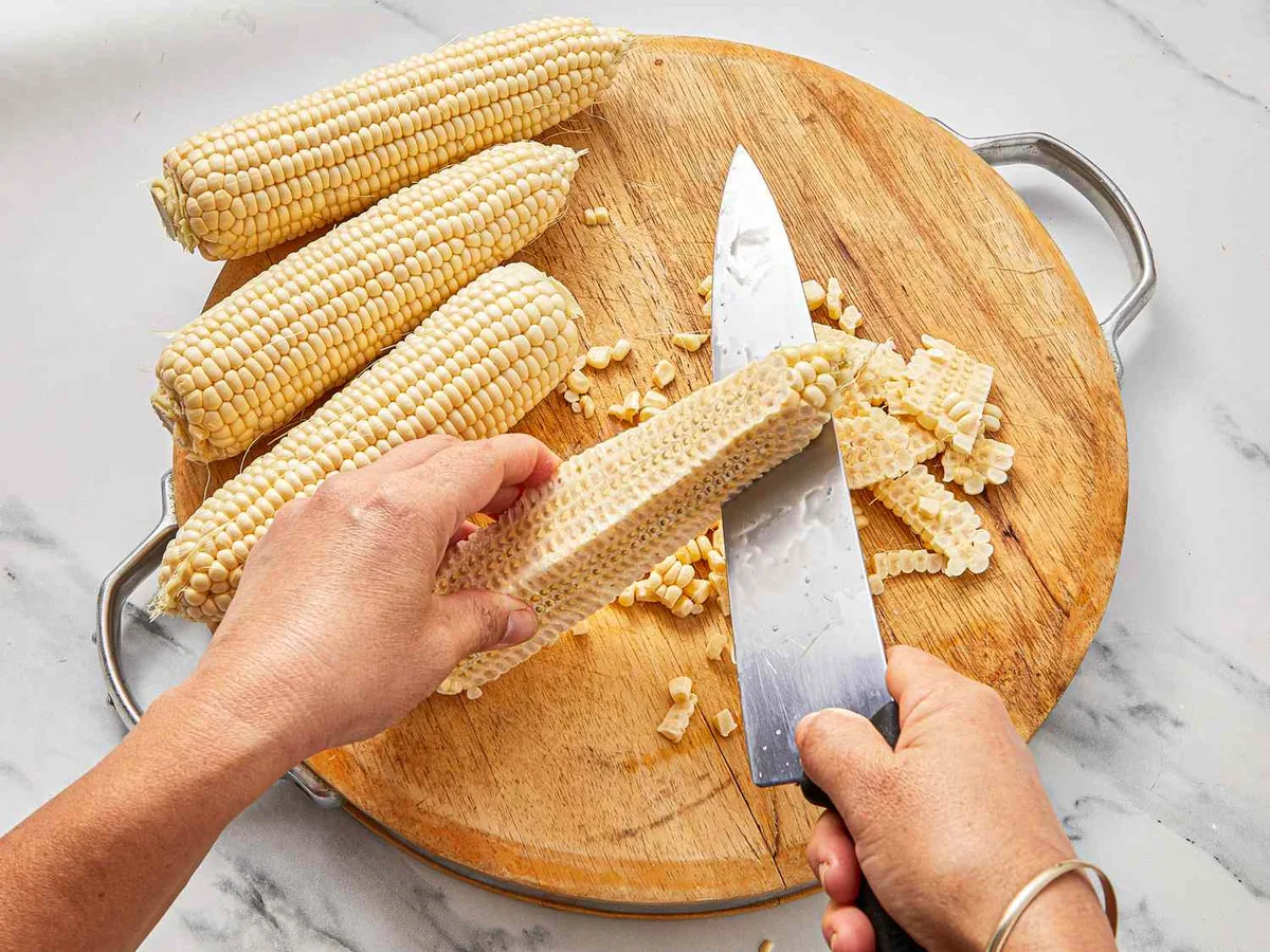 cutting corn cobs into ribs