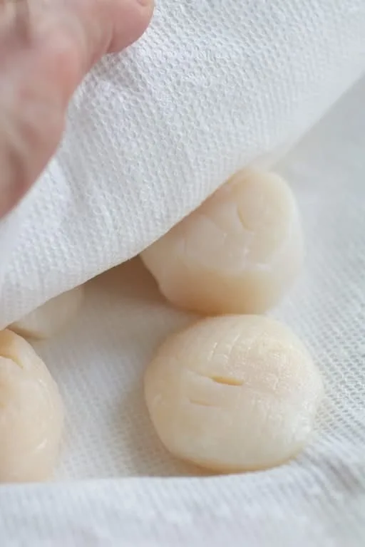 dry-packed scallops