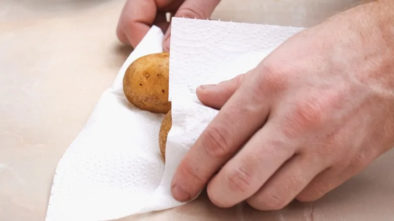 drying potatoes before air frying