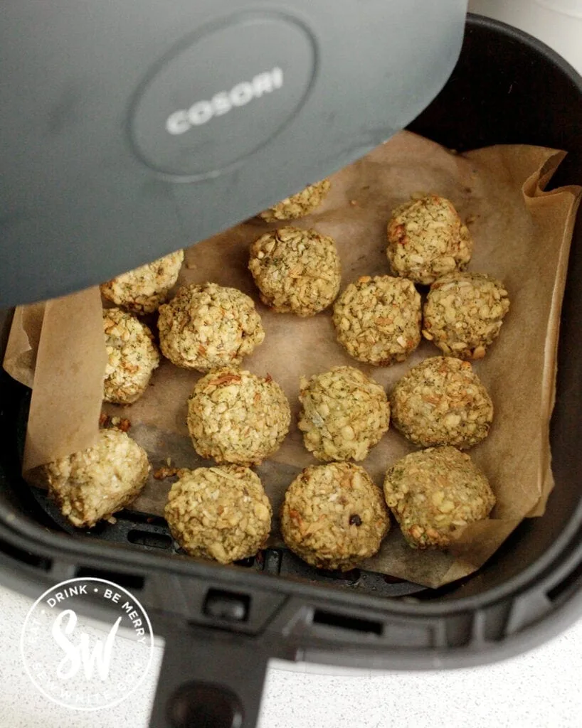golden brown crispy air fryer stuffing
