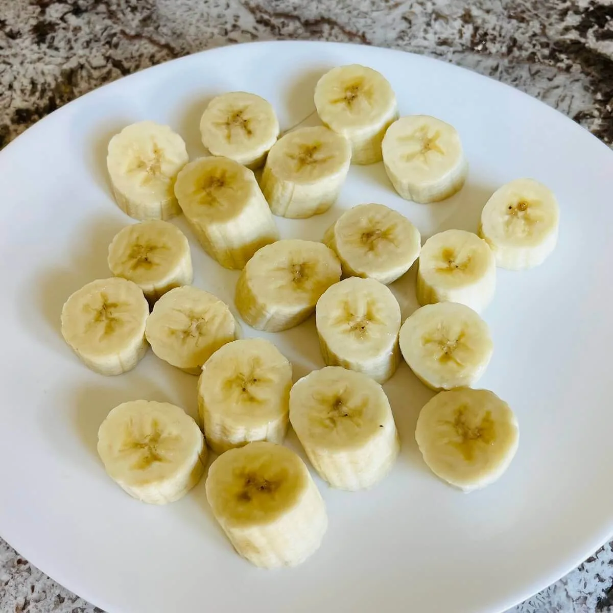 sliced banana rounds thickness