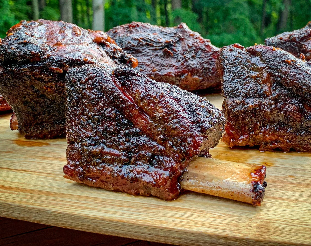 smoking short ribs