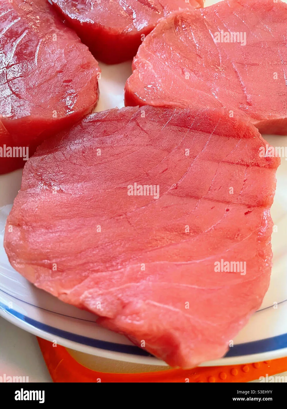 sushi-grade tuna steak